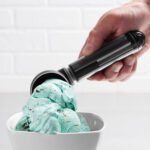 Thermal Ice Cream Scooper